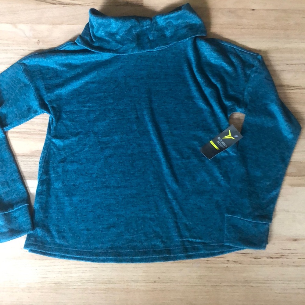 Long sleeve sweater